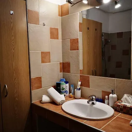 King 38-1 Apartman Pecs